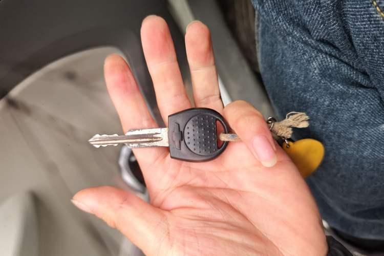 Used Chevrolet Sail 2011 Sedan 1.4L Manual Happiness Edition