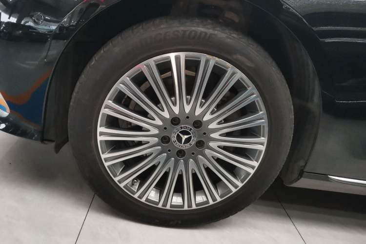 Used Mercedes-Benz E-Class 2021 Facelift E 300 L Stylish Edition