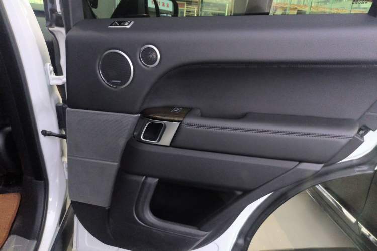 Used Land Rover Range SportNew Energy 2018 P400e