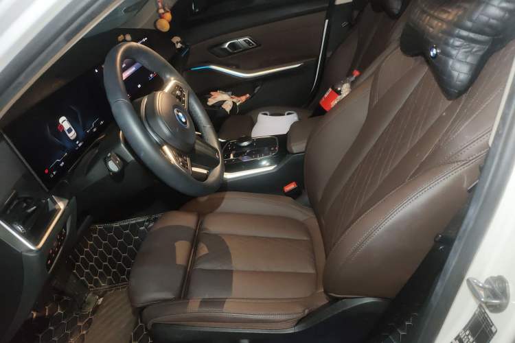 Used BMW i3 2023 eDrive 40 L Midnight Edition
