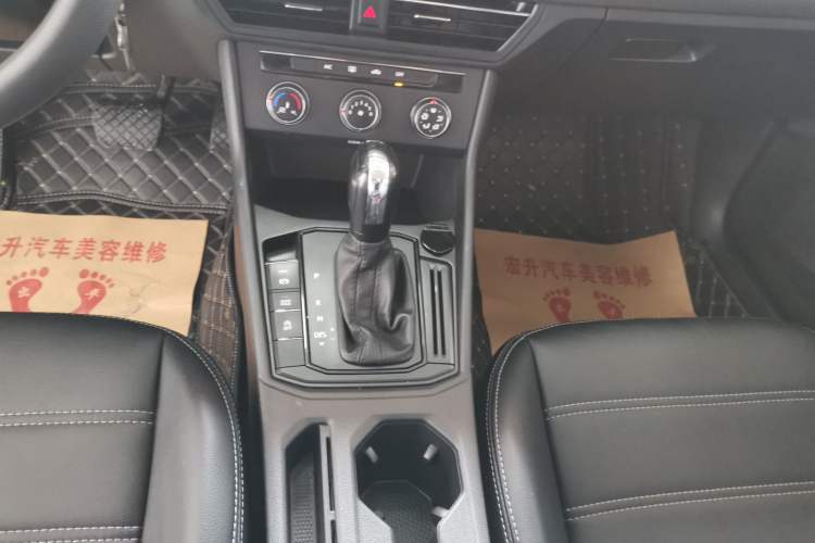 Used Volkswagen Lavida 2022 1.5L Automatic Fashion Edition Gear Lever