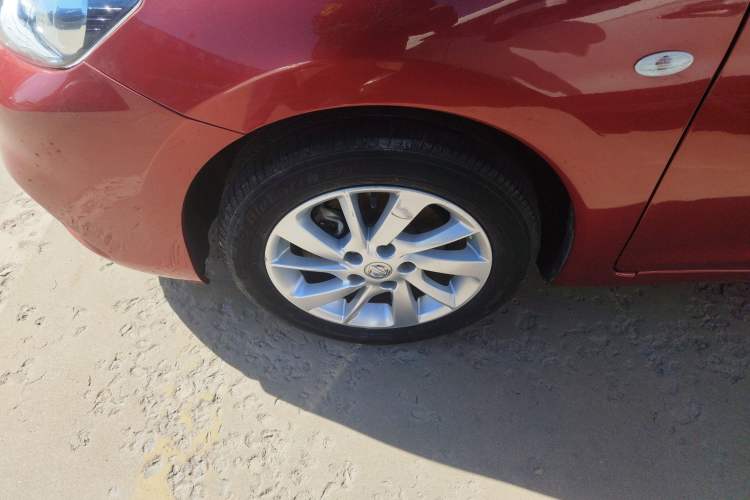 Used Nissan Tiida 2019 1.6L CVT Cool Edition China VI Standard Left Front Wheel Hub