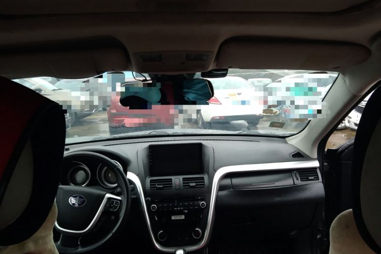 Used Bestune X80 2013 2.0L automatic comfort version Headliner