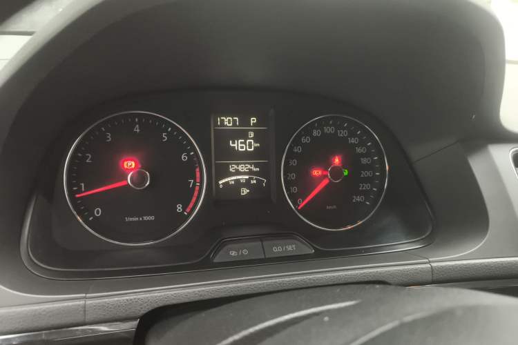 Used Volkswagen Gran Lavida 2013 1.6L Automatic Luxury Model