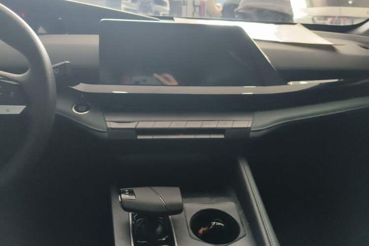 Used CHANGAN NEVO A06 2023 Base Model Audio And AC Panel