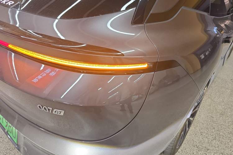 Used Zeekr 007GT 2025 Rear-Drive Intelligent Driving Version 75 kWh Right Rear Taillight