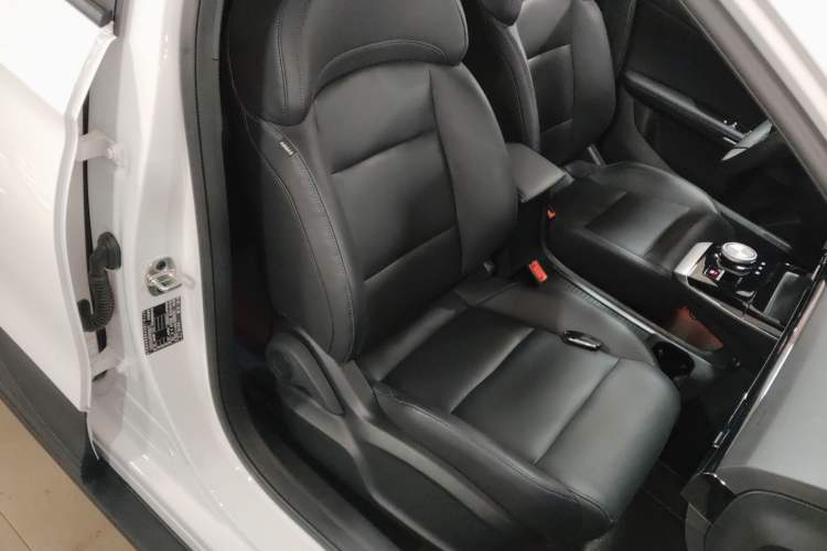 Used MG 4 EV 2023 415 km Range Sea-Faring Champion Edition