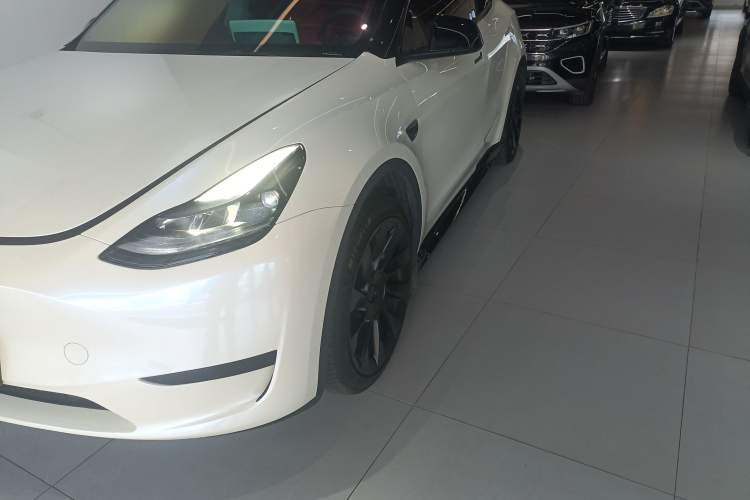 Used Tesla Model Y 2024 Rear-Wheel-Drive Version