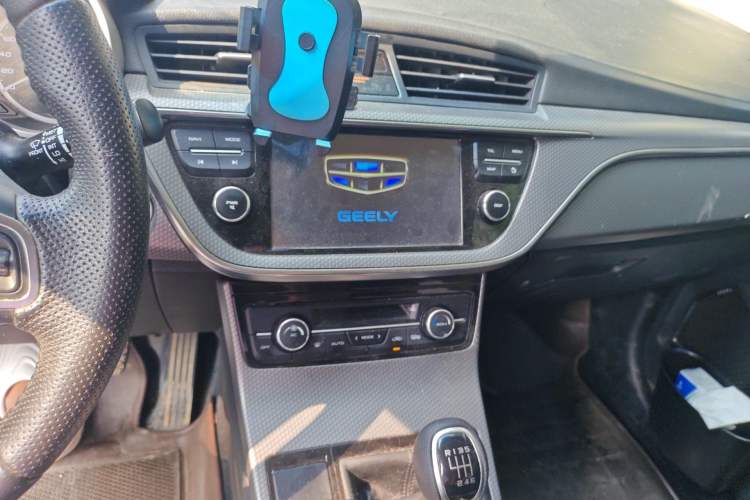 Used Geely Auto Emgrand GS 2016 Elegant Edition 1.8L Manual Fashion Model