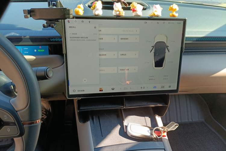 Used Lynk & Co Z10 2025 95 kWh 806 km Range Rear-Wheel Drive Advanced Driver-Assistance System Max