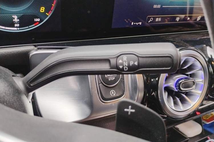 Used Mercedes-Benz GLB 2023 GLB 220 Fashion Model Gear Lever