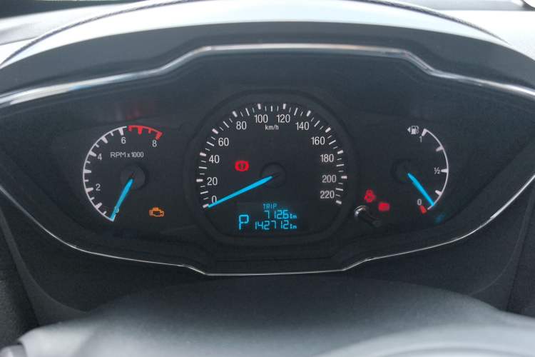 Used Ford Escort 2015 1.5L Automatic Fashion Model Instrument Cluster