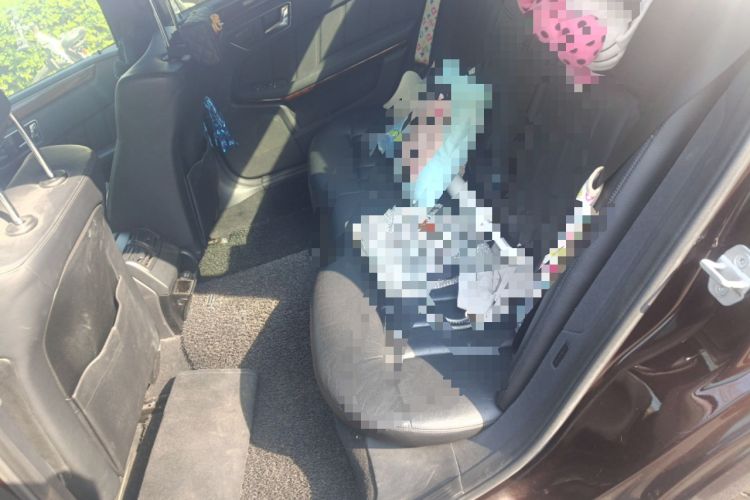 Used Mercedes-Benz E-Class 2011 E 300 L Elegant Model
