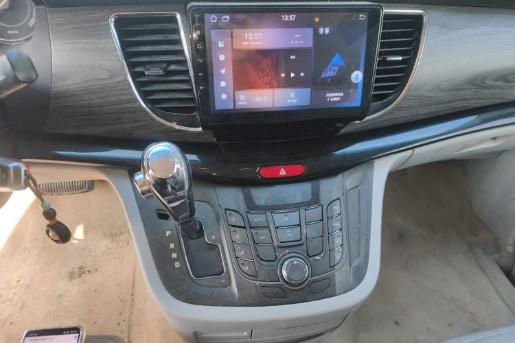 Used JAC Group Refine M5 2014 Colorway 2.0T Gasoline Automatic Business Edition