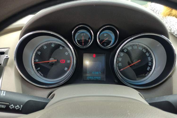 Used Buick GT 2012 GT 1.6L Manual Entry-Level Model