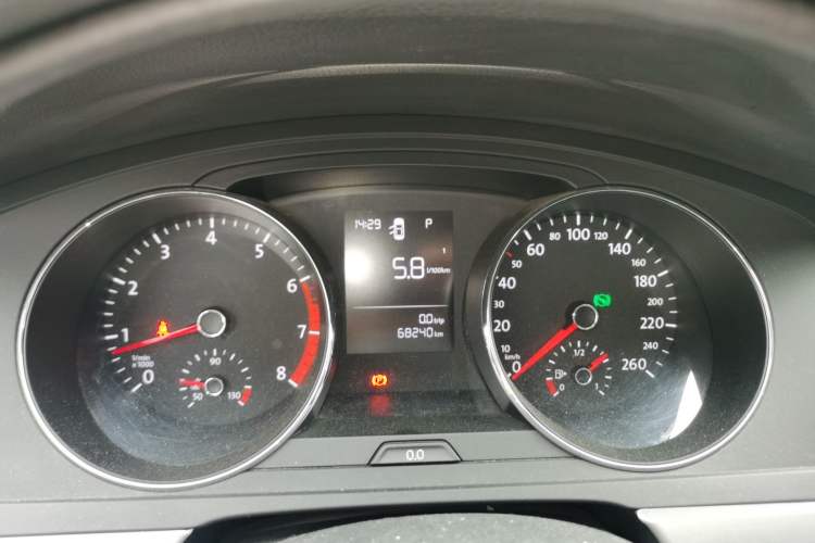 Used Volkswagen Lamando 2017 230TSI DSG Fashion Edition Instrument Cluster