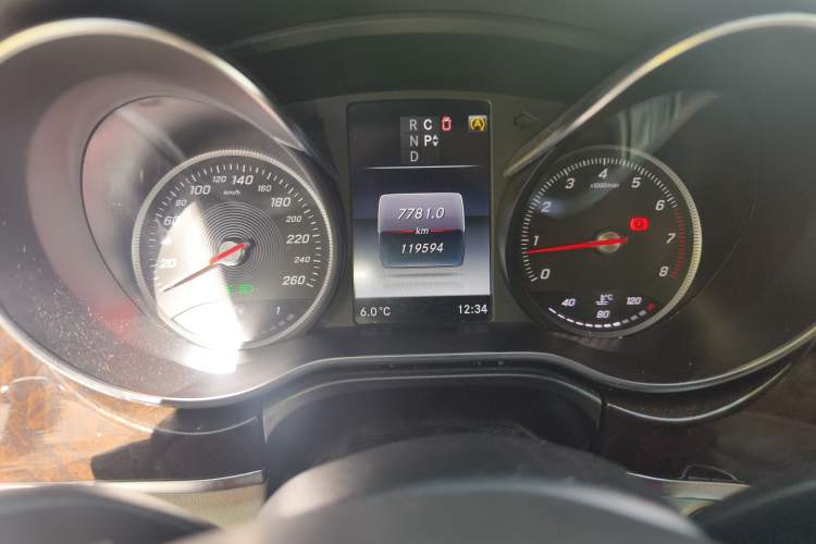 Used Mercedes-Benz V-Class 2018 V 260 Prestige Edition China VI