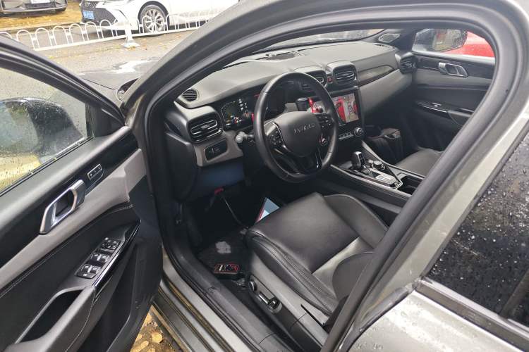 Used Lynk & Co 03 2021 2.0TD Automatic Trendy Champion Edition Driver Seat