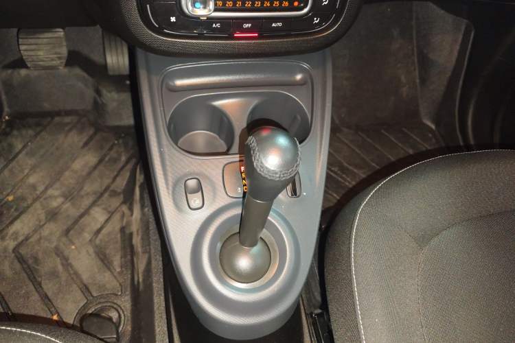 Used smart forfour 2018 1.0L 52kW Passion Edition
