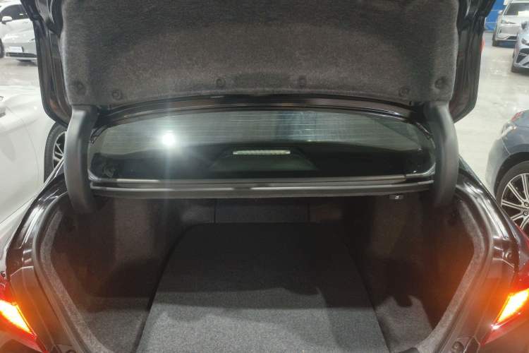 Used Honda Accord 2018 Rui Hybrid 2.0L Rui Ling Edition China VI Trunk