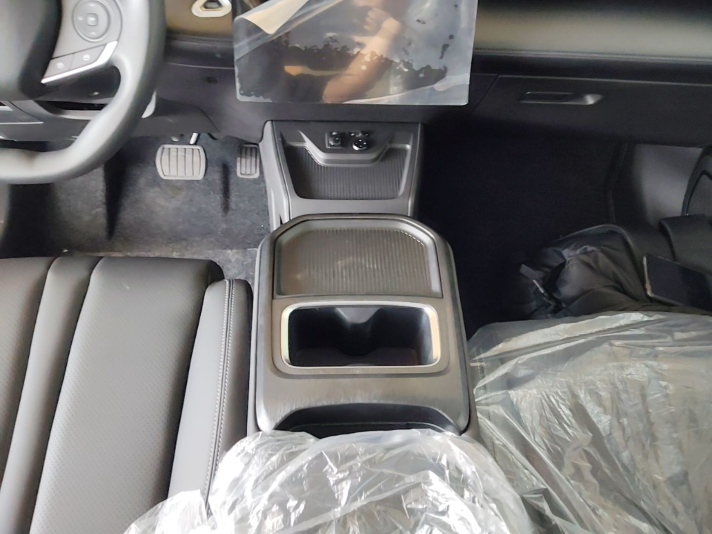 Dongfeng Aeolus SKY EV01 2025 530 km AIR Elite Edition — снимка 16