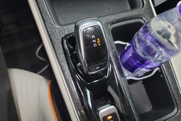 Used Dongfeng Aeolus Yixuan MAX 2023 1.5T Super Cool Trendy Dad Edition