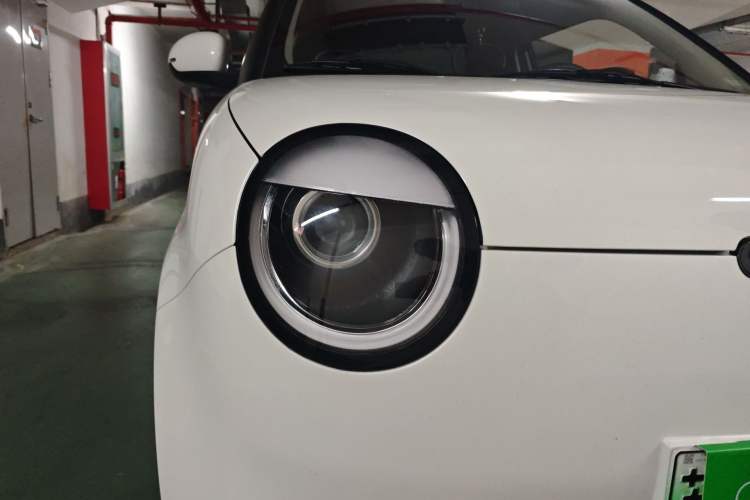 Used CHANGAN NEVO Lumin 2023 205km Xiangqin Version Right Front Headlight