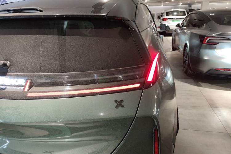 Used Zeekr X 2023 Four-Wheel Drive YOU Edition 4 Seats
