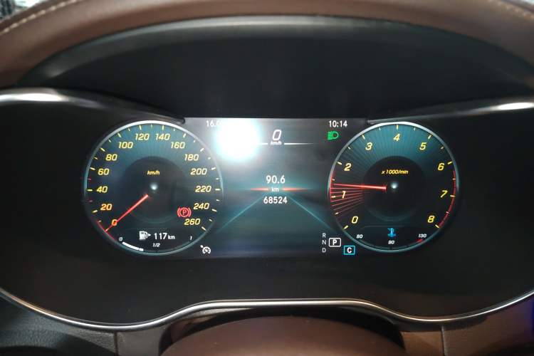 Used Mercedes-Benz GLC 2020 Facelift GLC 260 L 4MATIC Luxury Edition
