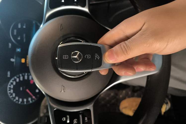 Used Mercedes-Benz GLC 2020 Facelift GLC 260 L 4MATIC Luxury Edition