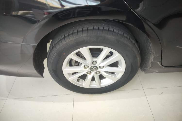 Used Toyota Camry 2019 2.0E Elite Edition China VI Standard Right Rear Wheel Hub