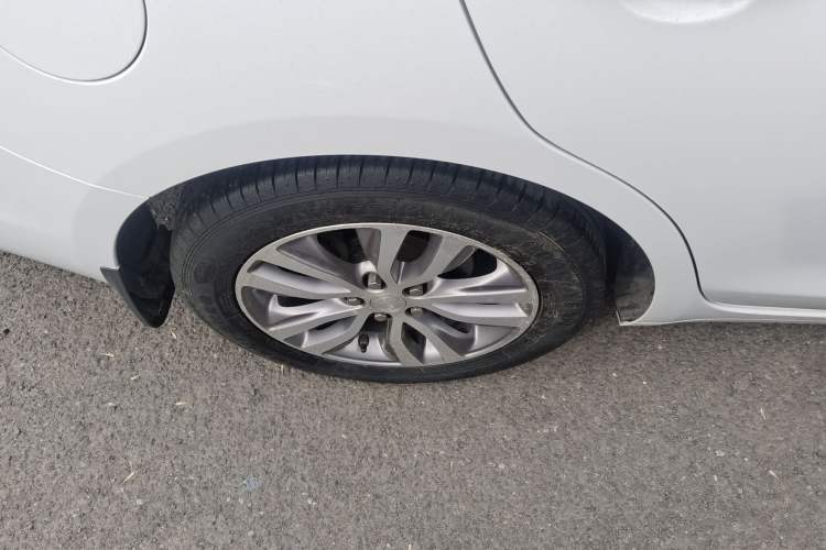 Used Buick GT 2019 18T Automatic Connected Elite Model China VI Standard
