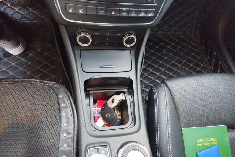 Used Mercedes-Benz GLA 2017 GLA 220 4MATIC Fashion Model
