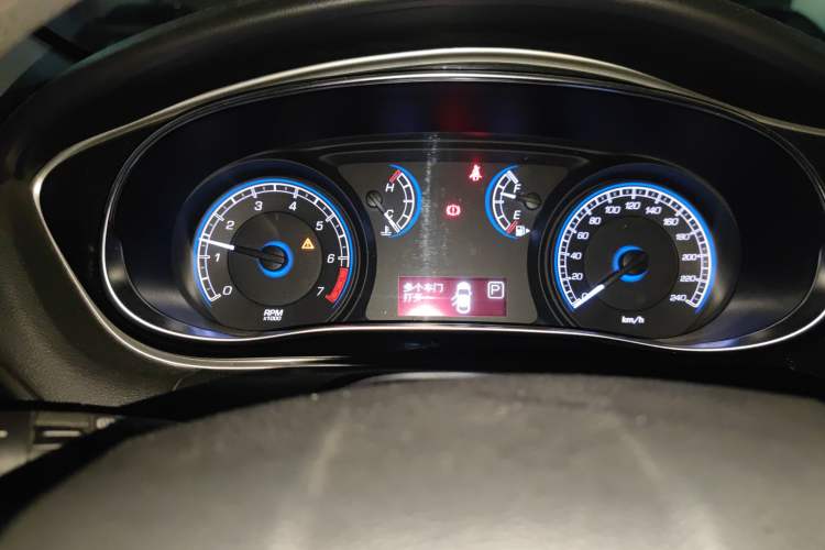 Used Fiat Ottimo 2014 1.4T Automatic Comfort Edition Instrument Cluster