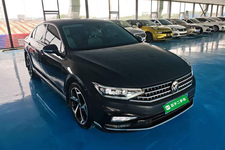Used Volkswagen Magotan 2023 2 Million Units Commemorative Edition 330TSI DSG Luxury Version Exterior 1