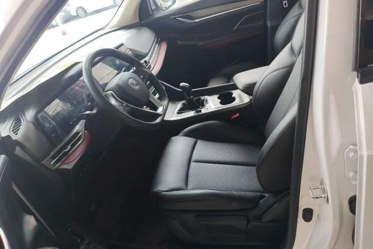 Used CHANGAN CS55PLUS 2020 1.5T Manual Colorful Model
