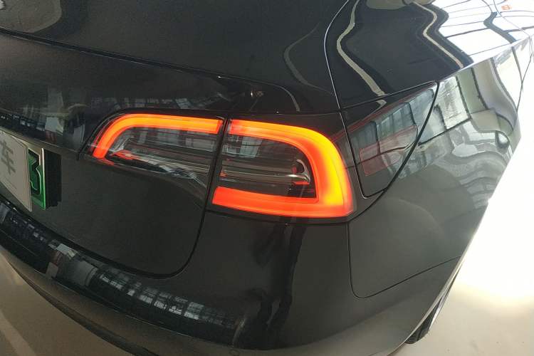 Used Tesla Model 3 2022 Rear-Wheel-Drive Version
