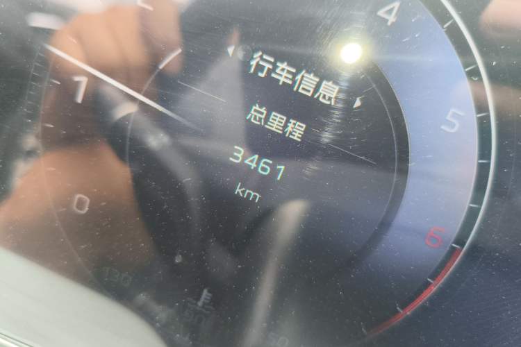 Used Hongqi HS5 2025 2.0T Two-Wheel Drive Flagship Pro Edition
