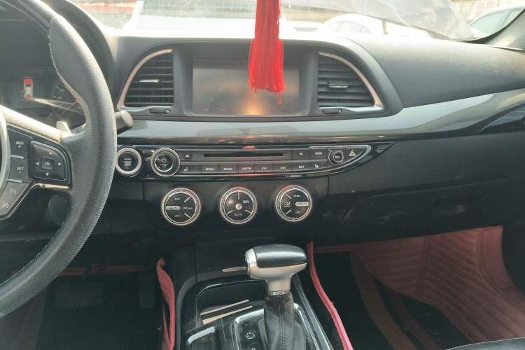 Used GAC Trumpchi GA6 2016 235T DCT Luxury Edition