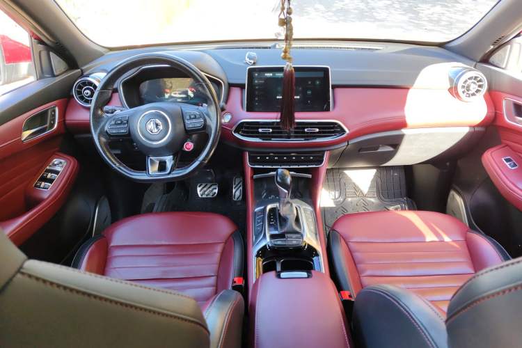 Used MG HS 2018 30T Automatic All-Wheel Drive Trophy Hormone-Infused Version China V Standard
