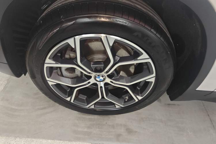 Used BMW X1 2022 sDrive25Li Leading Model
