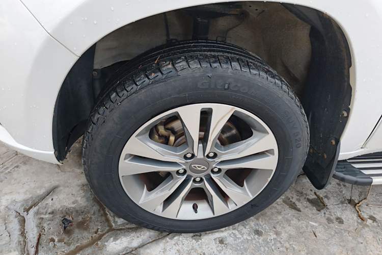 Used Chery Tiggo 3 2015 1.6L Manual Zhishang Commemorative Edition