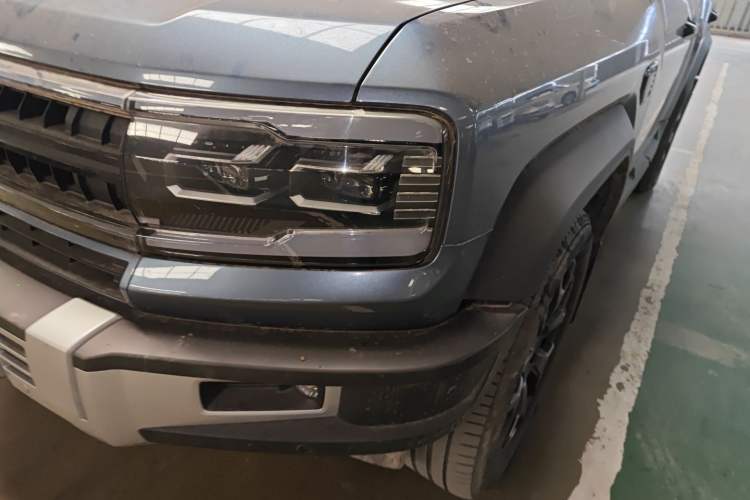 Used Formula Leopard Leopard 5 2024 Cloud Ride Luxury Edition