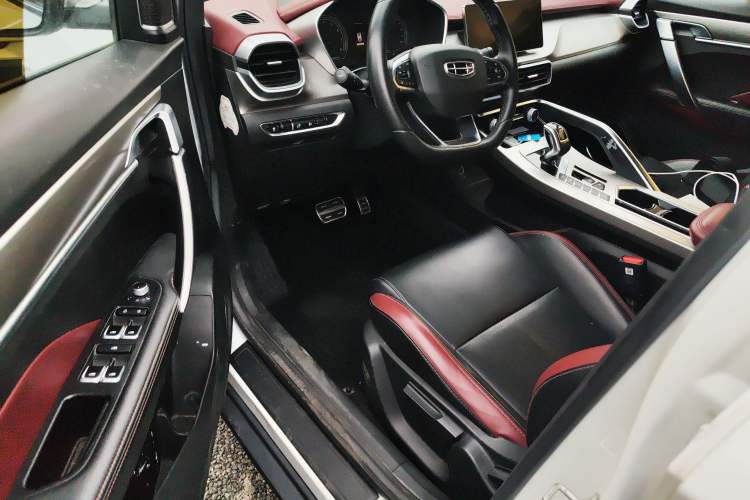 Used Geely Auto Coolray 2020 PRO 260T DCT Knight
