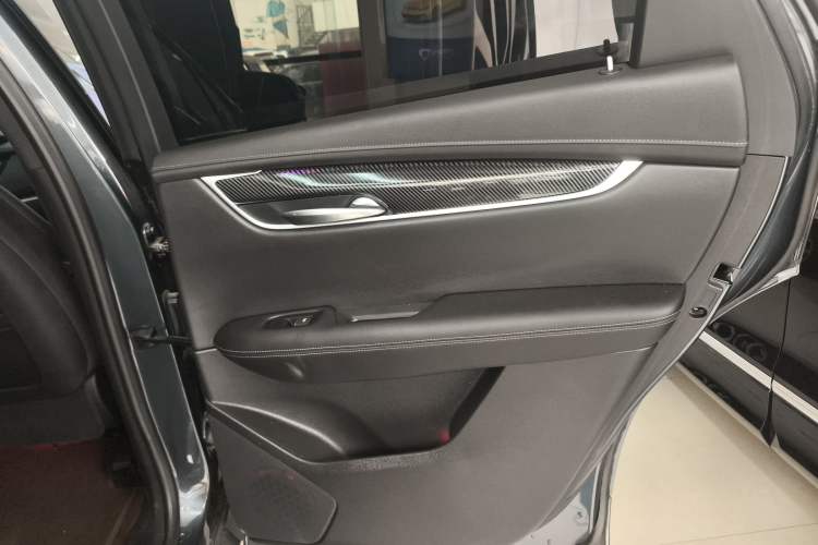 Used Cadillac XT5 2022 2.0T Four-Wheel Drive Luxury Version (Hummingbird Edition)