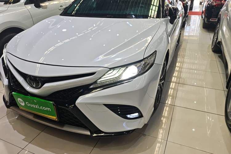 Used Toyota Camry 2019 2.5S FENGSHANG Version China VI Standard