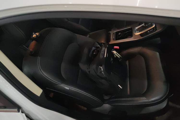 Used Geely Auto Emgrand GS 2016 Elegant Edition 1.8L Automatic LingShang Model Right Front Seat