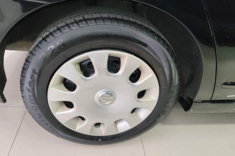 Used Nissan Sylphy 2012 Classic 1.6XE Automatic Comfort Edition Exterior 4