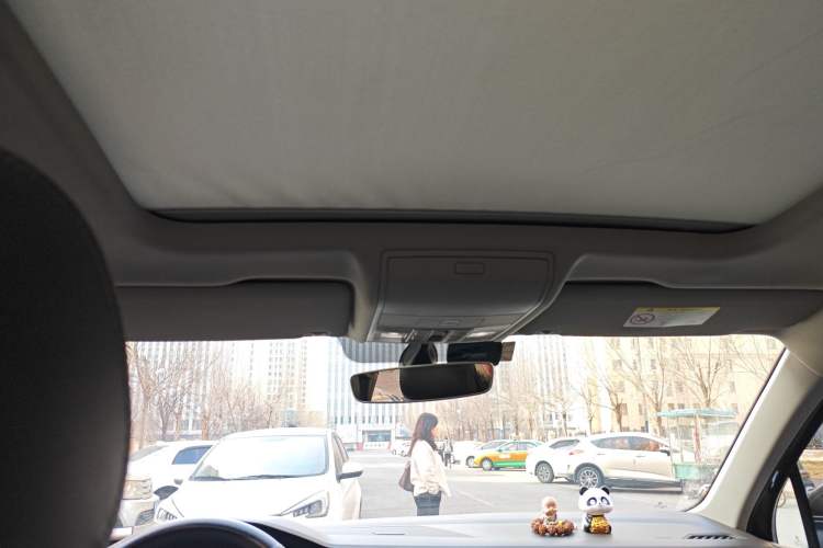 Used Volkswagen Tiguan L 2017 330TSI Automatic Two-Wheel Drive Flagship Edition Headliner