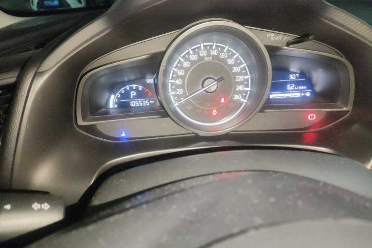 Used Mazda 3 Axela 2017 Sedan 1.5L Automatic Comfort Model Emission Standard China V Instrument Cluster